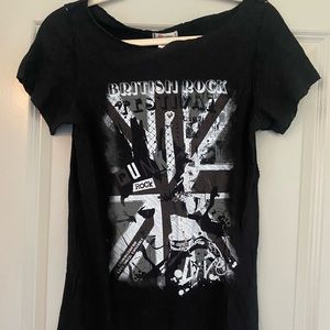 Black graphic tee